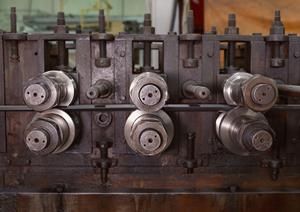 通販でスプリングの製作ができる小松崎